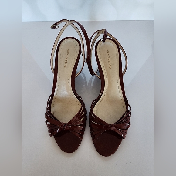 Ann Taylor Wedge Sandals - Picture 7 of 12